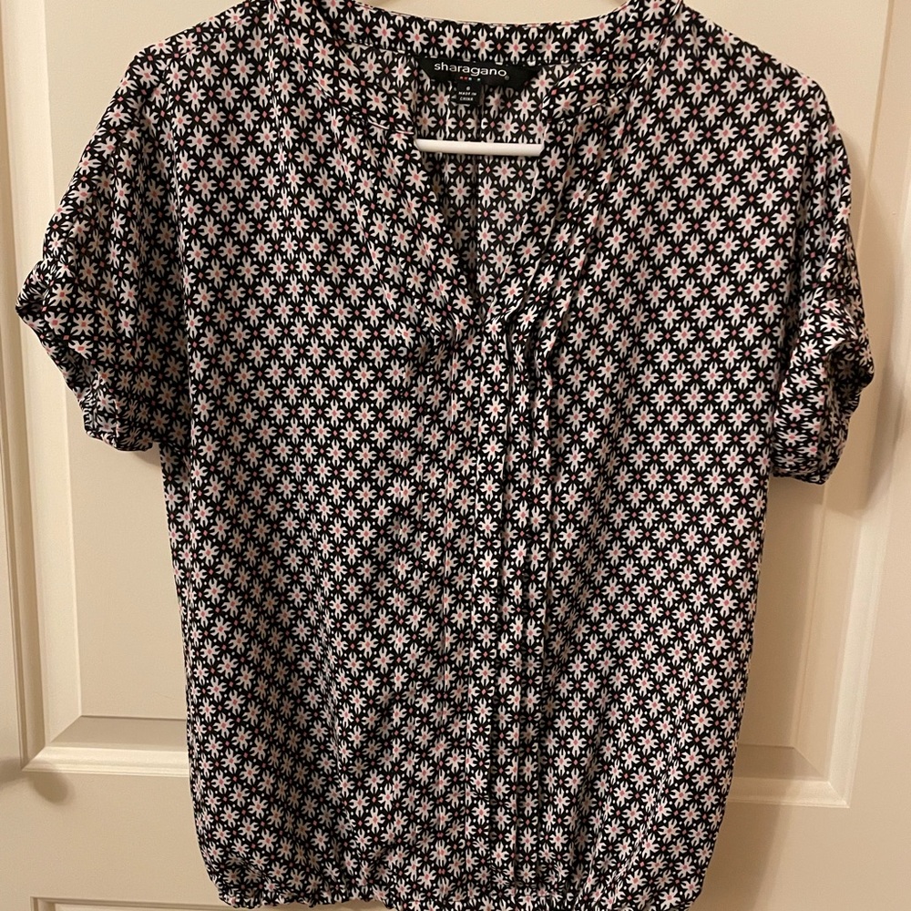 Sharagano black,pink&white top